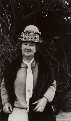 Wellington Cody; Woman Under Hat.; 1930-1977; 1977/6/1A