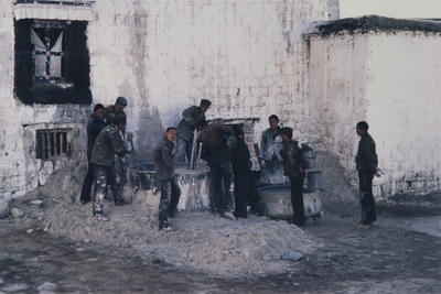 Hamish Horsley; Workers mixing whitewash, Potala Palace, Lhasa, 1987; 1987; 1997/2/25